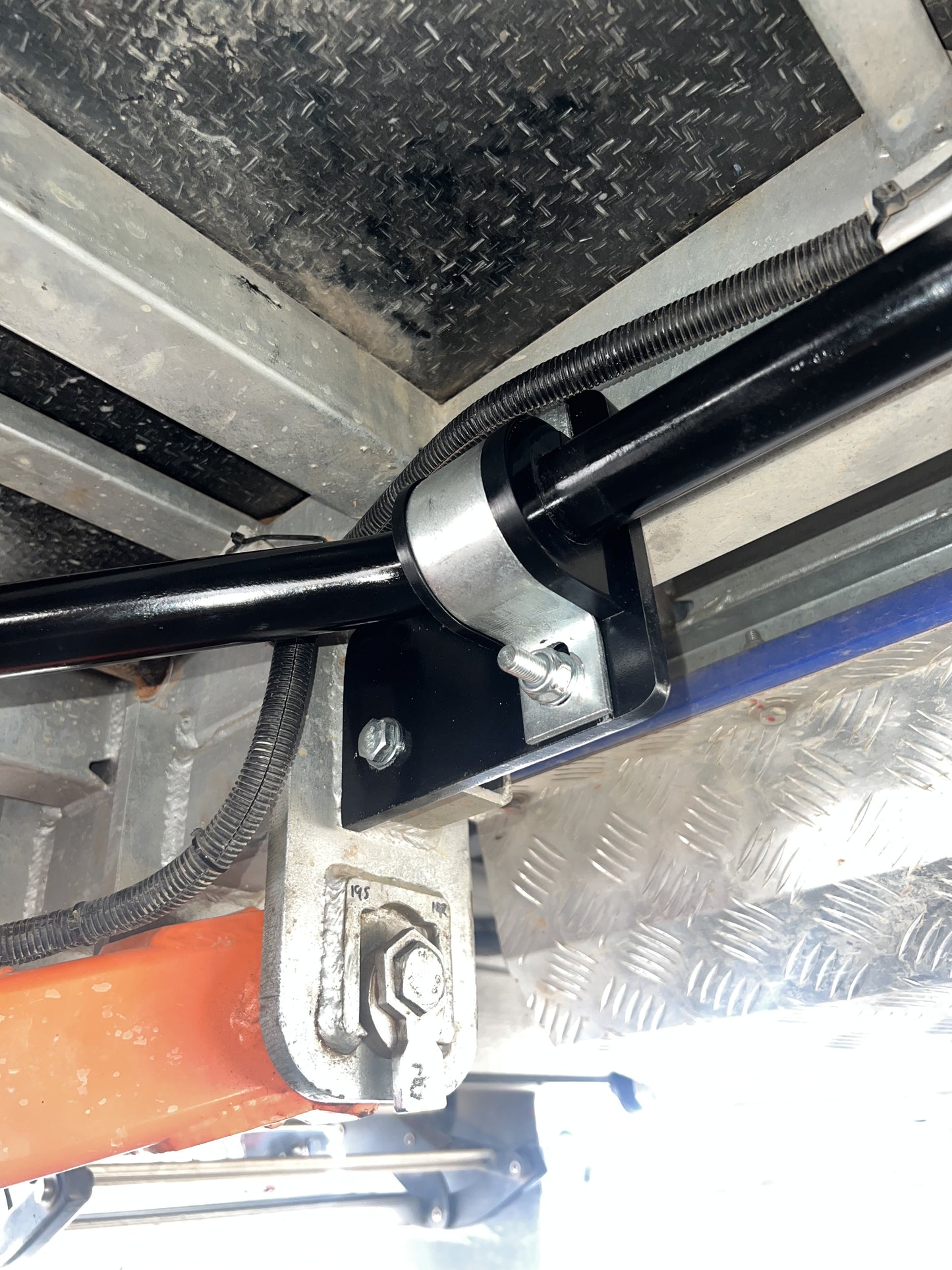 33mm Anti-roll Bar For MDC Campers XT12 XT14 XT16 SBR221-33A
