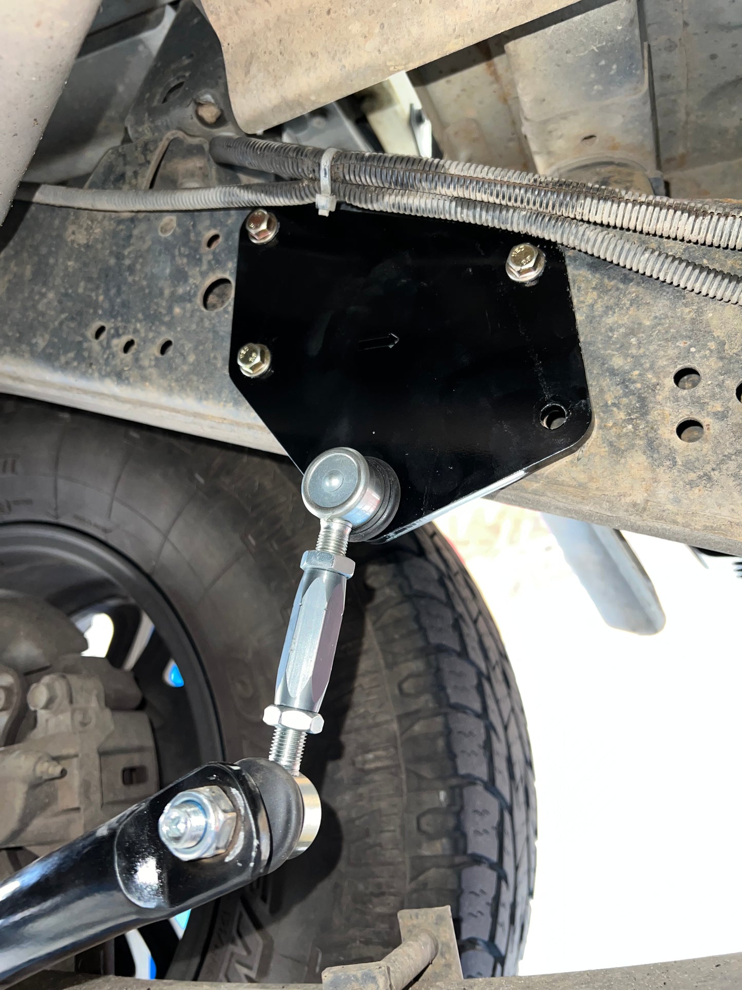 Rear 33mm (High Clearance) Heavy Duty Sway Bar For Toyota Landcruiser 76 78 79 SBR225-33F