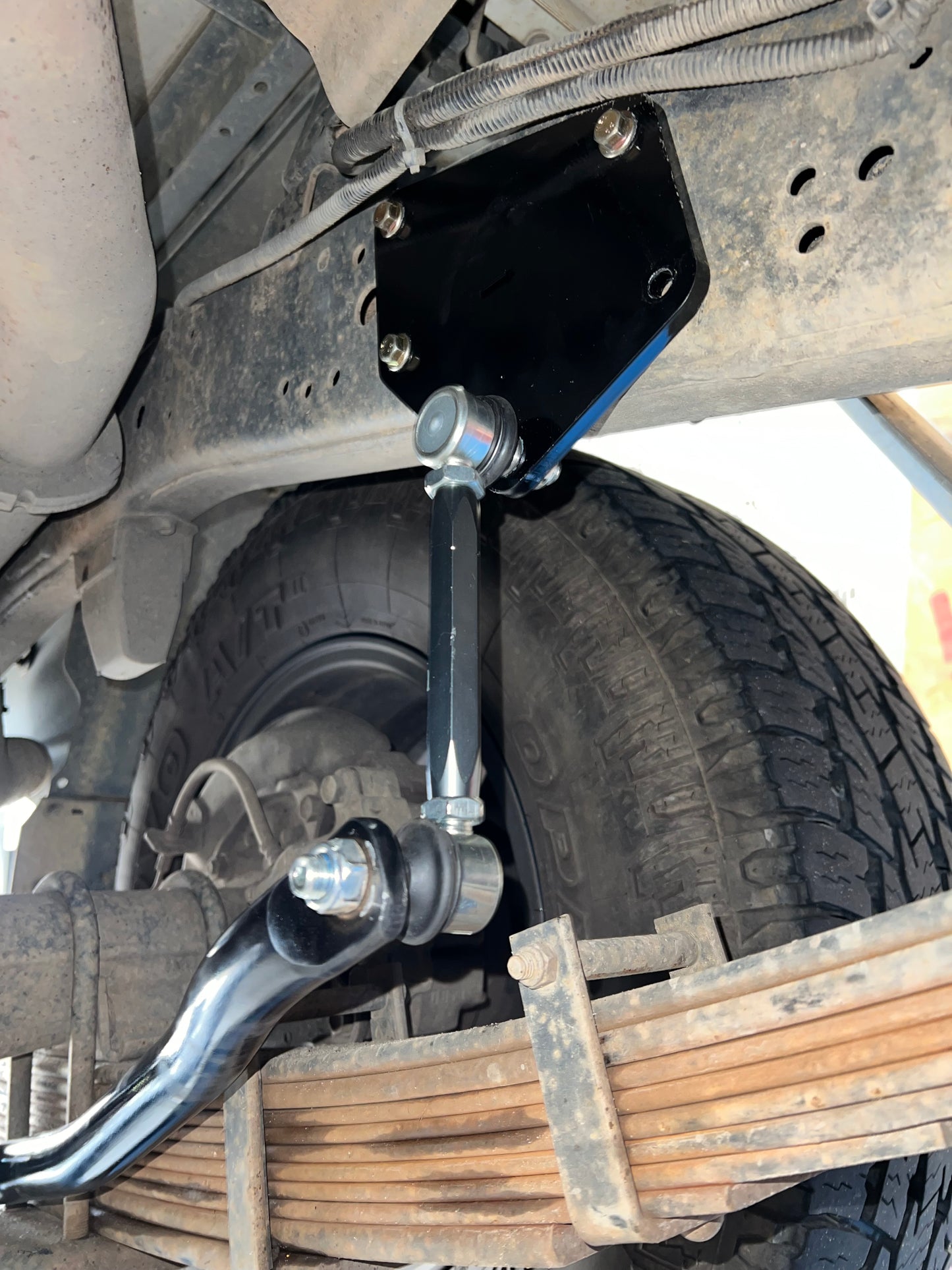 Rear 33mm (High Clearance) Heavy Duty Sway Bar For Toyota Landcruiser 76 78 79 SBR225-33F