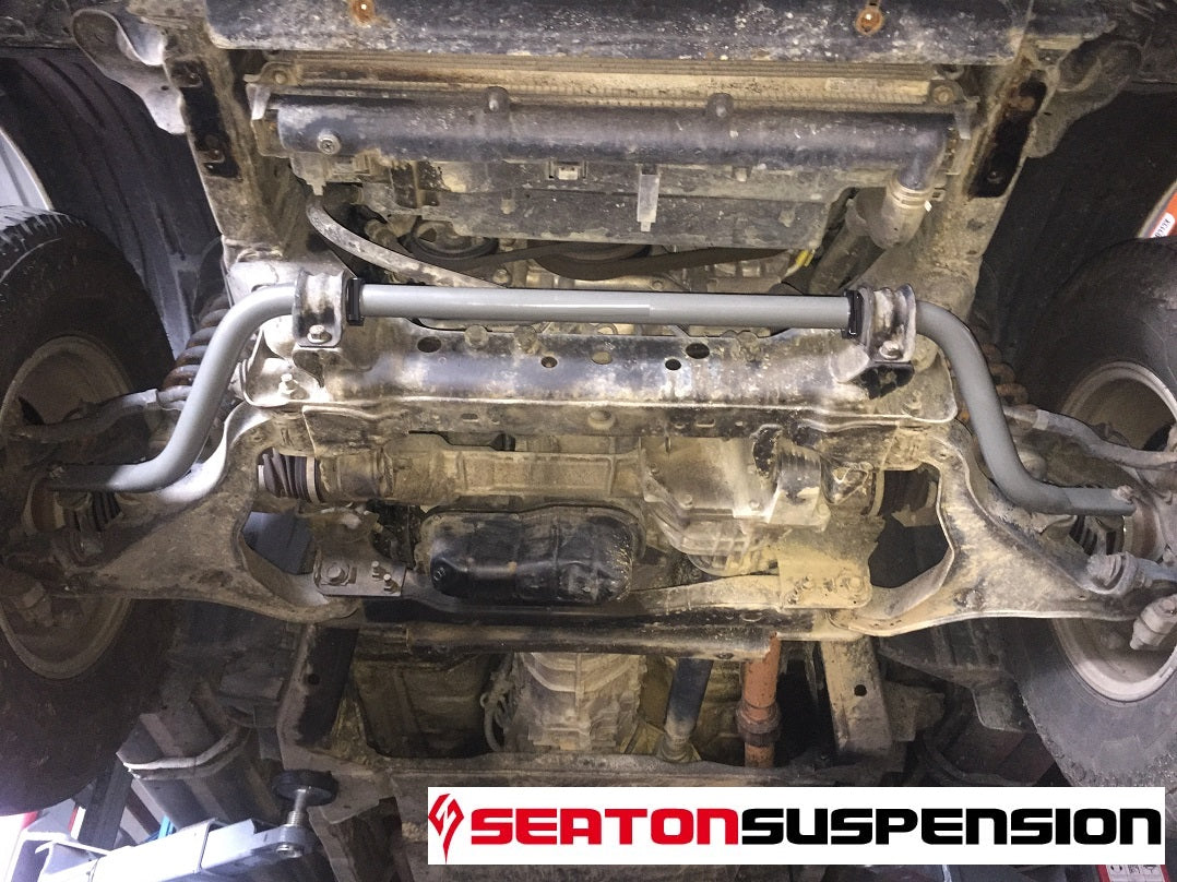 Front 24mm Light Duty Sway Bar For Nissan D40 SBF55-24F
