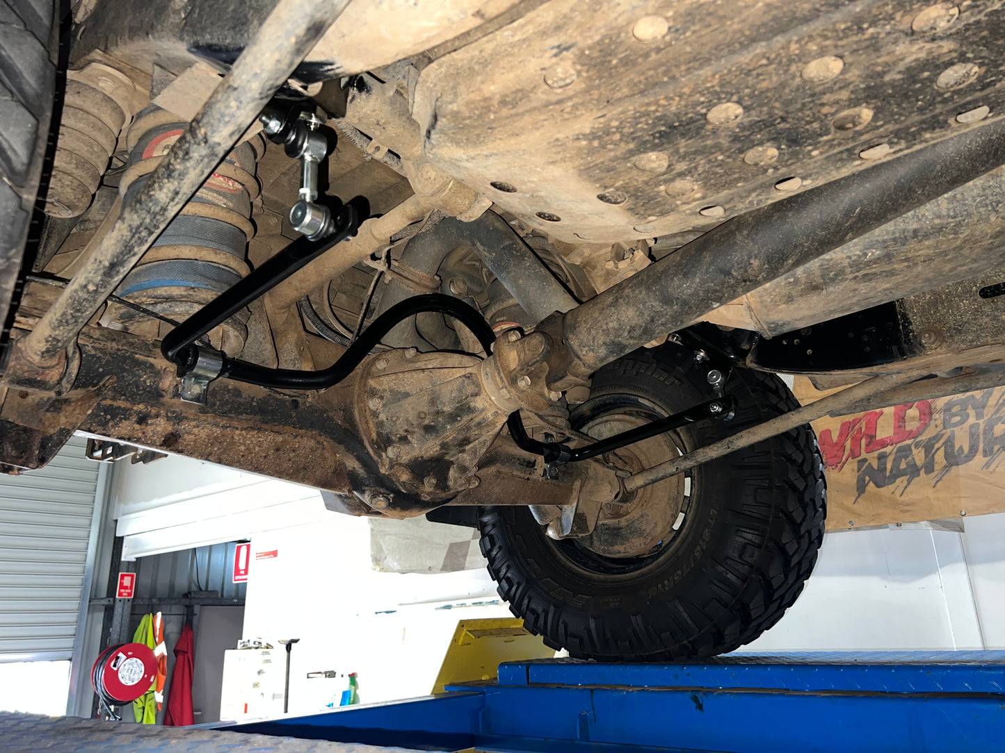 Rear 26mm Long Travel Heavy Duty Sway Bar For Patrol Coil SBR148-26F